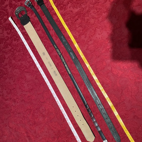 🌼 5 for $15 🌼 Bundle of 3 Black genuine leather belts (Ladies) - Picture 6 of 12